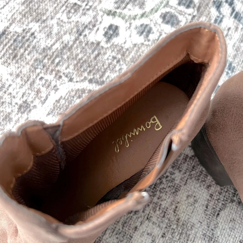 Womens booties - Picture 5 of 8